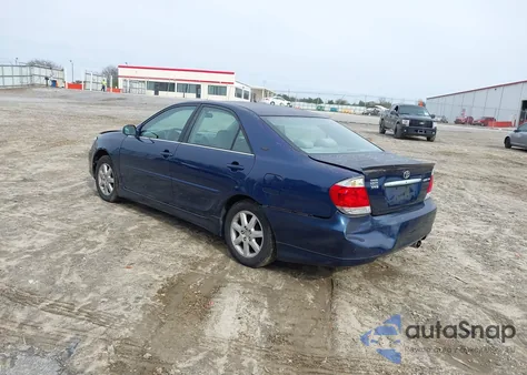 2006 Toyota Camry Le z USA, uszkodzony, nr VIN 4T1BE32KX6U108083